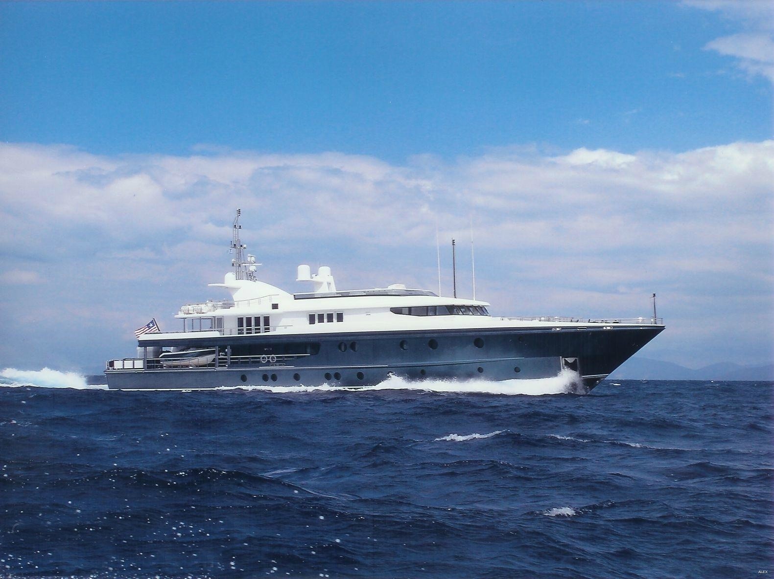 sagitta yacht charter